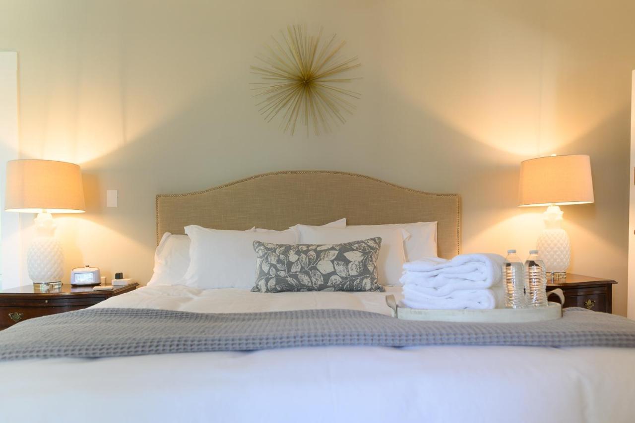Rose Hill Inn Versailles ภายนอก รูปภาพ